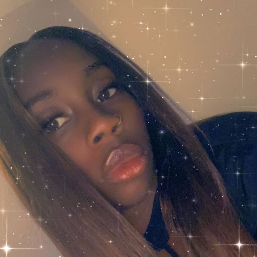 Meet your Posher, Marquesa
